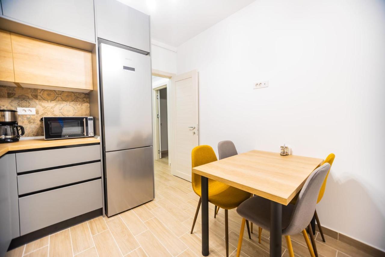 Brigitte Apartment Brașov Exterior foto